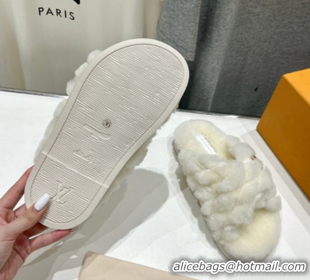 Good Looking Louis Vuitton LV Bliss Comfort Shearling Flat Slides Sandal White 1ACTEA 0829111