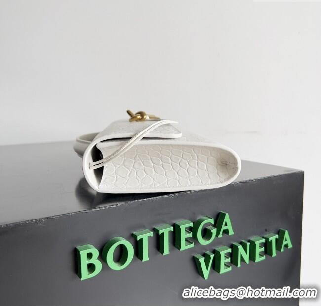 Best Quality Bottega Veneta Andiamo Clutch in Crocodile Pattern Leather 11508 White 2025