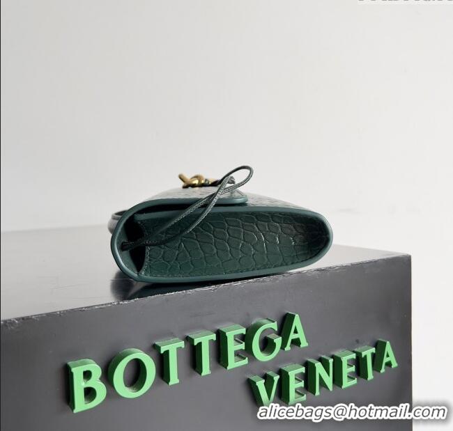 New Design Bottega Veneta Andiamo Clutch in Crocodile Pattern Leather 11508 Green 2025