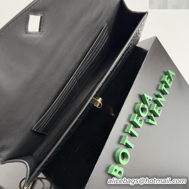 Top Quality Bottega Veneta Andiamo Clutch in Crocodile Pattern Leather 11508 Black 2025