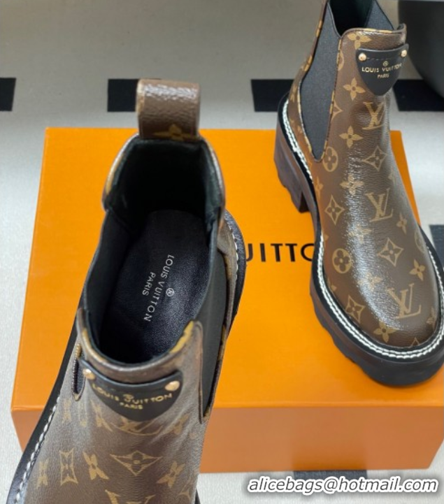 Stylish Louis Vuitton LV Beaubourg Ankle Boots in Monogram Canvas LV082907 0829122