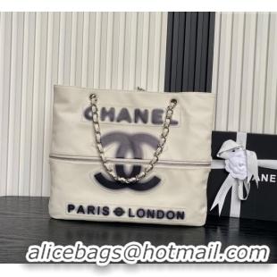 Famous Brand Chanel Printed Leather Vintage Airport Shopping Bag A9901 White/Black 2025