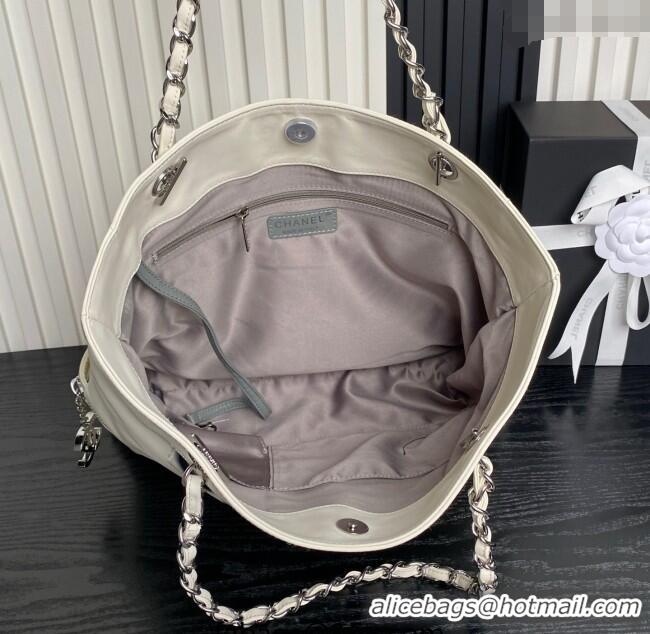 Famous Brand Chanel Printed Leather Vintage Airport Shopping Bag A9901 White/Black 2025