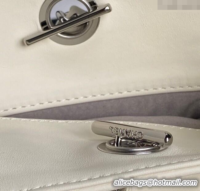Famous Brand Chanel Printed Leather Vintage Airport Shopping Bag A9901 White/Black 2025