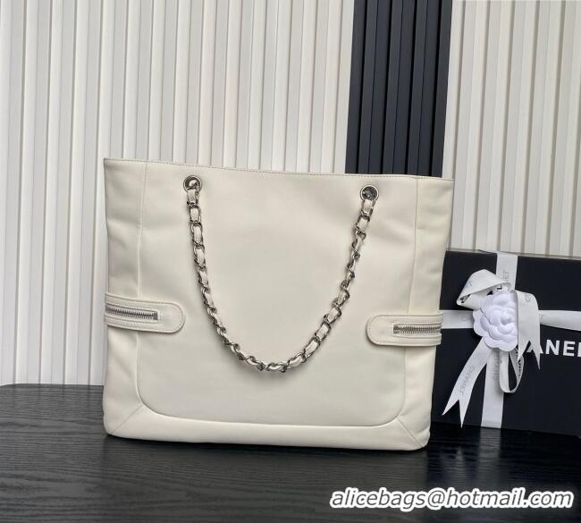 Famous Brand Chanel Printed Leather Vintage Airport Shopping Bag A9901 White/Black 2025