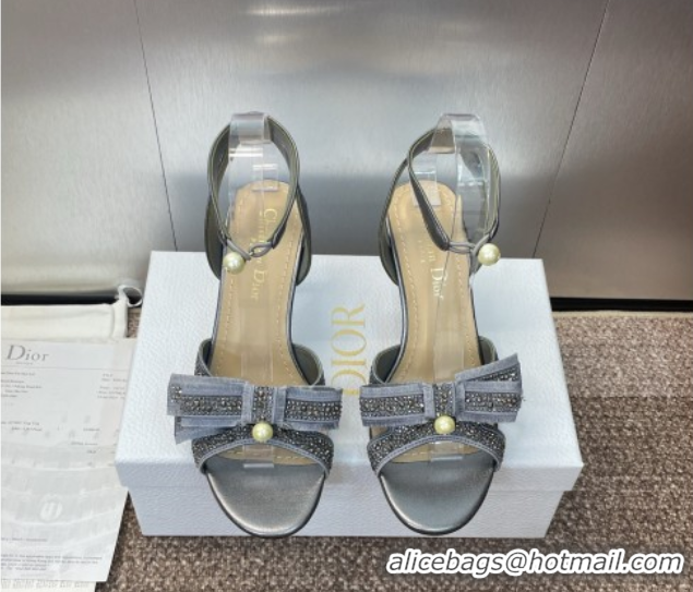 Stylish Dior Or Adiorable Heeled Sandals 7cm in Embroidered Cotton and Lambskin with Strass, Pearls and Bow Grey 0822027