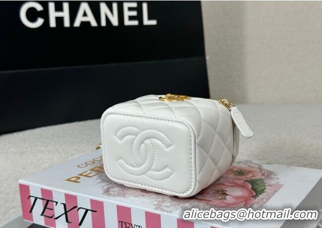 Market Sells Chanel Lambskin Small Vanity Case with CC Chain AP3941 White 2025