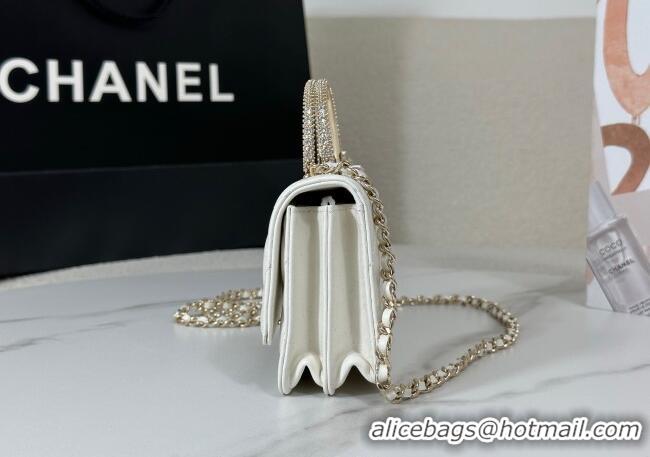 Modern Classic Chanel Lambskin Clutch with Chain and Top Handle Bag AP4831 White 2025