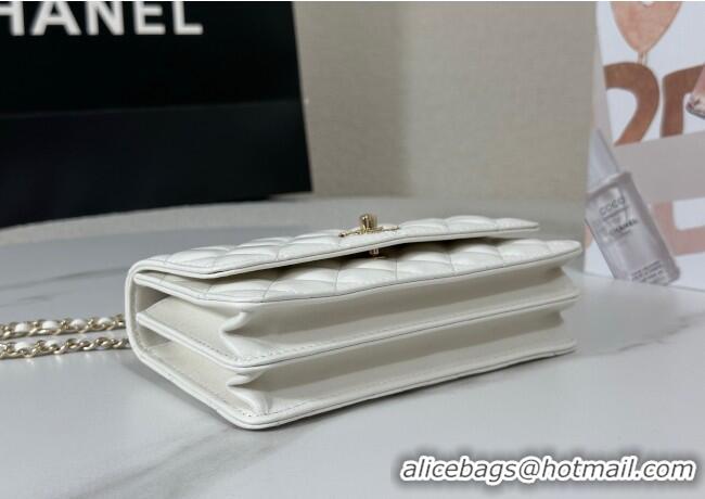 Modern Classic Chanel Lambskin Clutch with Chain and Top Handle Bag AP4831 White 2025