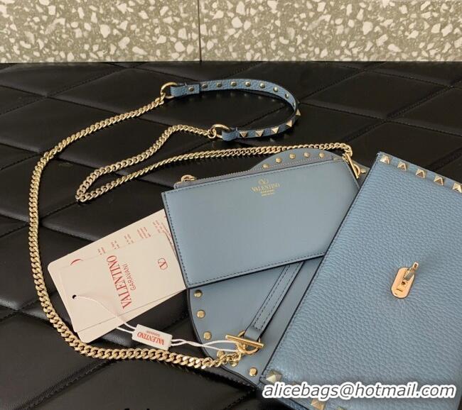 Top Quality Valentino Rockstud Wallet with Chain in Grainy Calfskin 059 Dusty Blue 2024