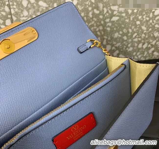 Trendy Design Valentino VLogo Grainy Calfskin Chain Clutch VLTN061 Light Blue 2024
