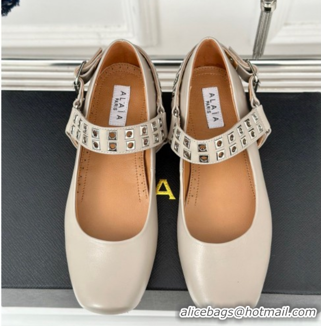 Good Quality Alaia Ballet Flats with Eyelet Studs and Buckle in Calfskin Grey AL100807 1008038