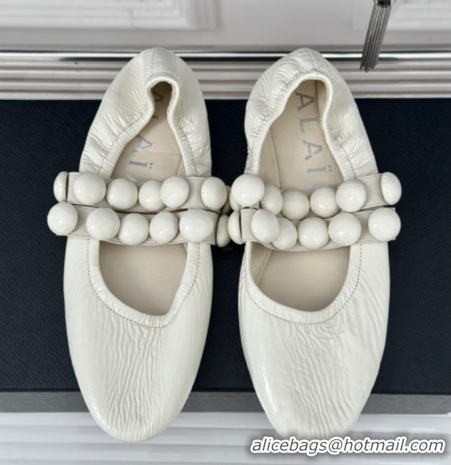 Buy Discount Alaia Sphere Ballet Flats in Patent Leather with Double Strap White AL100808 1008044