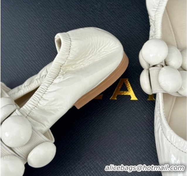 Buy Discount Alaia Sphere Ballet Flats in Patent Leather with Double Strap White AL100808 1008044