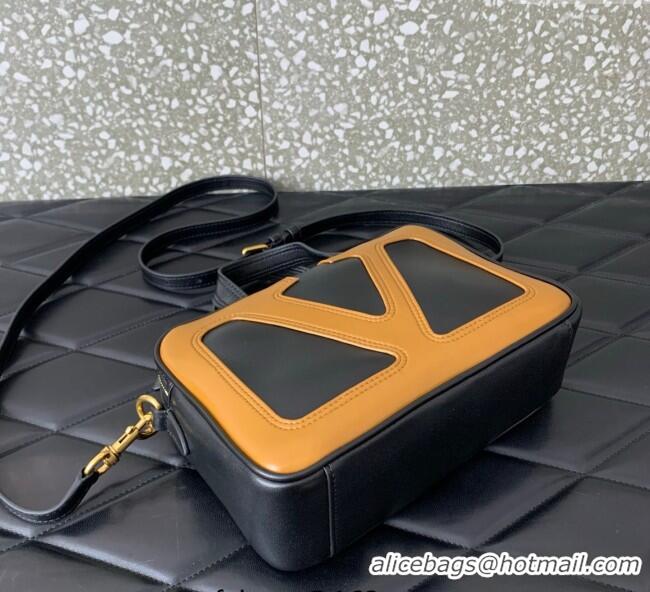 Top Design Valentino Viva Superstar Nappa Leather Handbag 0015 Black/Brown 2025