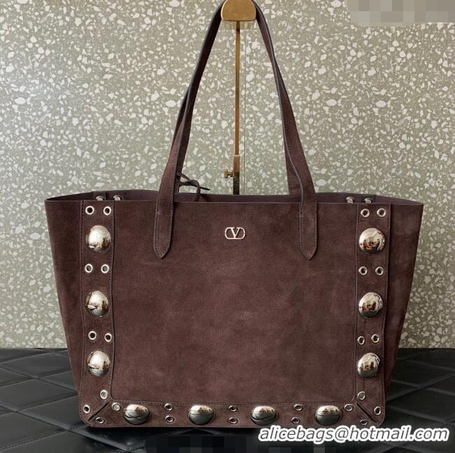 Famous Brand Valentino Medium Nellcote Shopping Bag in Suede with Ball Studs 0076 Dark Brown 2025