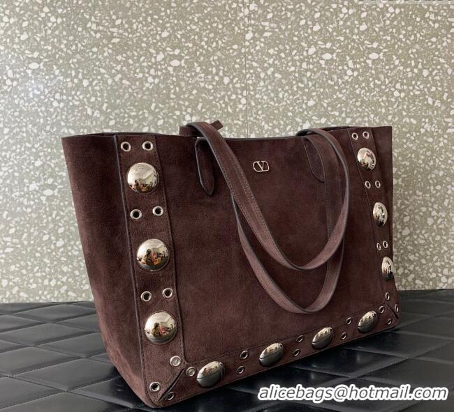 Famous Brand Valentino Medium Nellcote Shopping Bag in Suede with Ball Studs 0076 Dark Brown 2025