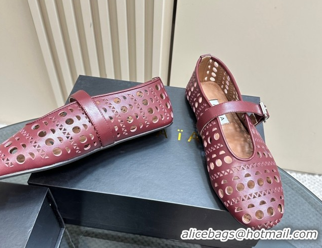 Big Discount Alaia Ballet Flat in Openwork Leather Dark Burgundy 1223002
