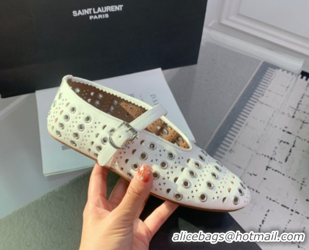 Good Quality Alaia Ballet Flat in Openwork Leather with Eyelet White 1223008