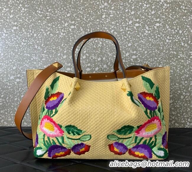 Promotional Valentino VLogo Signature Medium Shopping bag in raffia starw with floral embroidery 0880 Beige/Multicolor 2