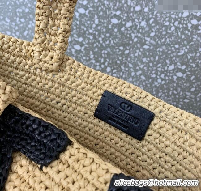Promotional Valentino Viva Superstar Crochet Medium Shopping Bag in Raffia Straw 0110L Beige/Black 2025