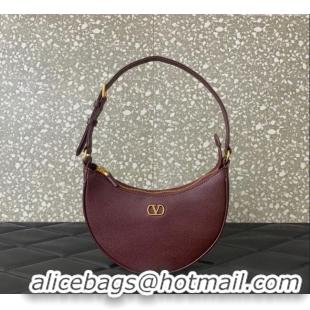 Trendy Design Valentino VLogo Signature mini hobo bag in Grainy Calfskin 5012 Dark Burgundy 2025
