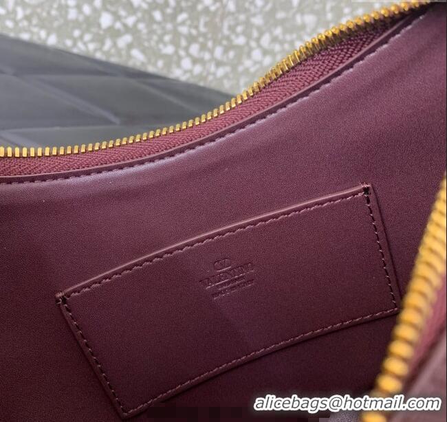 Trendy Design Valentino VLogo Signature mini hobo bag in Grainy Calfskin 5012 Dark Burgundy 2025