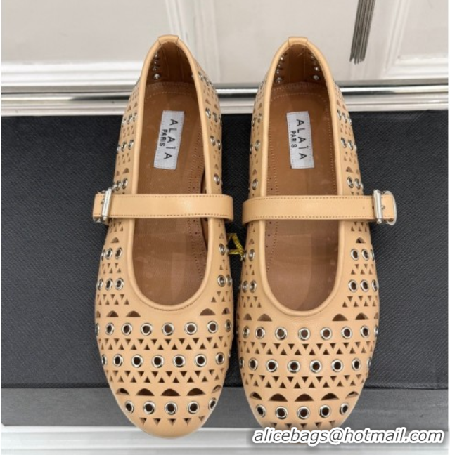 Super Quality Alaia Ballet Flat in Openwork Leather with Eyelet Apricot 1223014