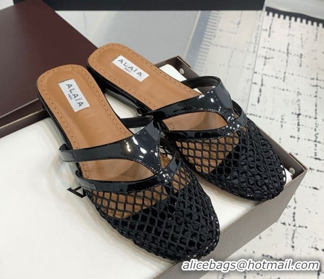 Design Alaia Intricated Flat Mules in Fishnet and Patent Calf Leather Black 0428067
