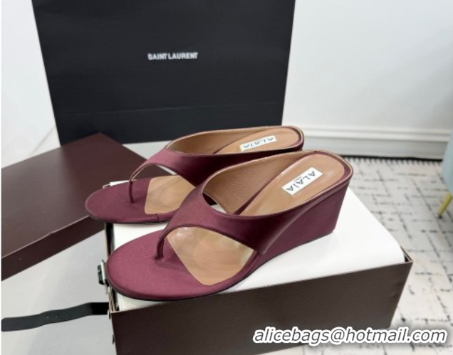 Sumptuous Alaia Cube Wedge Thong Slides Sandal 7.5cm in Satin Burgundy 0709007