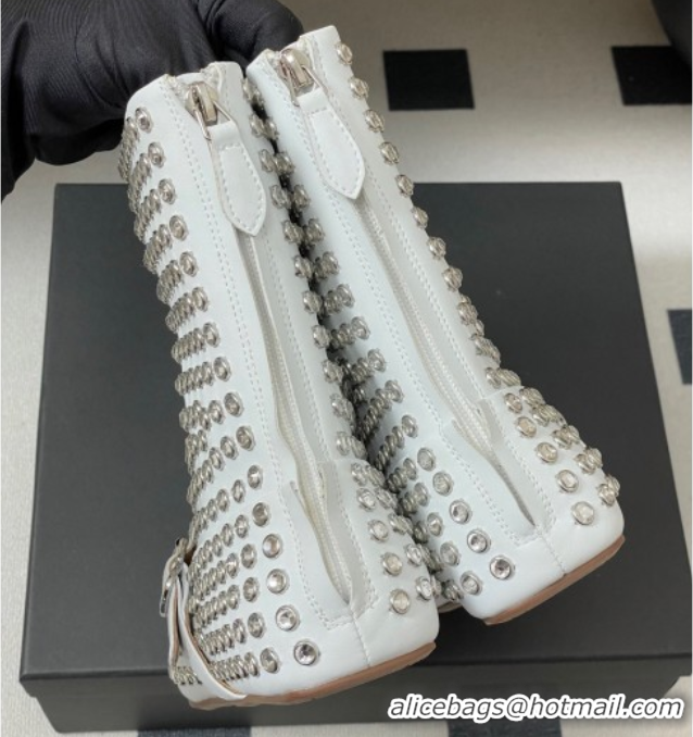 Shop Cheap Alaia Flat Ankled Boots in Leather and Strass with Buckle White 0827084