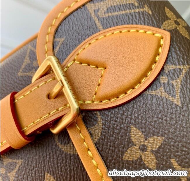 Well Crafted Louis Vuitton Satchel Wearable Wallet in Monogram Canvas M26805 2025