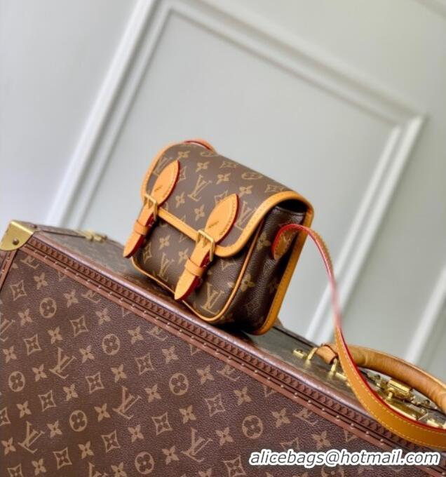 Well Crafted Louis Vuitton Satchel Wearable Wallet in Monogram Canvas M26805 2025