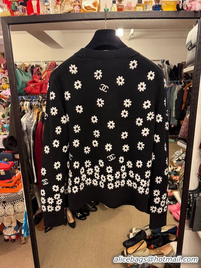 Well Crafted Cheap Chanel Sweater Floral Knit CH5794 Black 2025