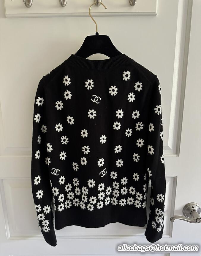 Well Crafted Cheap Chanel Sweater Floral Knit CH5794 Black 2025