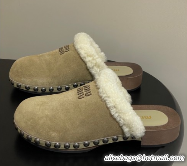 Grade Miu Miu Suede and Wool Clogs Mules Beige 0826057