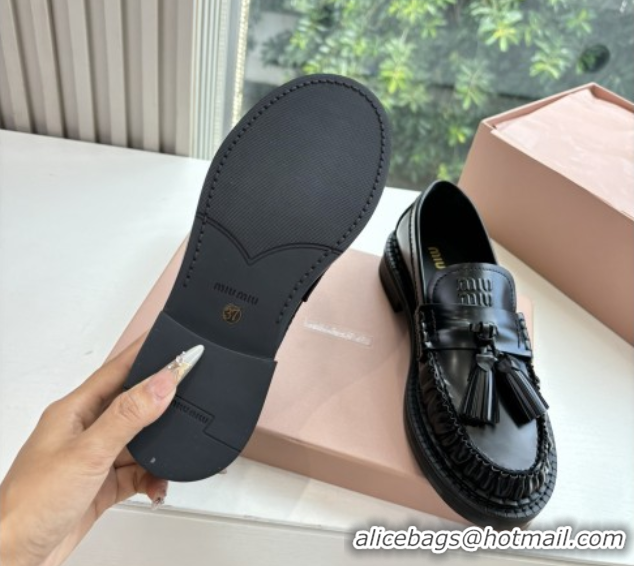 Top Grade Miu Miu Smooth Calfskin Loafers with Tassel Black 090602