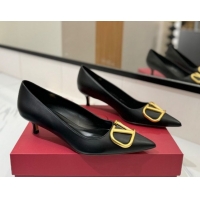 Best Price Valentino VLogo Signature Pumps 4.5cm in Calfskin Leather Black/Gold 2025 VA082104