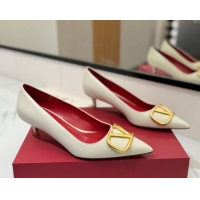 Purchase Valentino VLogo Signature Pumps 4.5cm in Calfskin Leather White/Gold 2025 VA082104