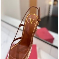Unique Style Valentino VLogo Signature Slingback Pumps 8cm in PVC and Calfskin Brown VA082105