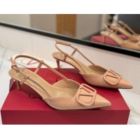 Leisure Valentino VLogo Signature Slingback Pumps 4.5cm in Patent Calfskin Pale Pink 2025 VA082111