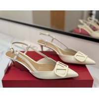 Classic Hot Valentino VLogo Signature Slingback Pumps 4.5cm in Patent Calfskin White 2025 VA082111