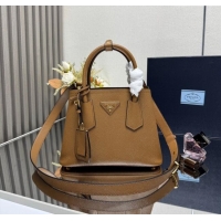 Pretty Style Prada D...