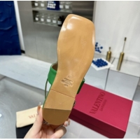 Best Grade Valentino Vlogo Signature Flat Thong Sandals in Calfskin Green 0902057