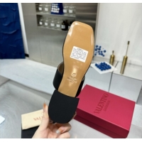 Luxury Valentino Vlogo Signature Flat Thong Slides Sandal in Calfskin Black 0902058