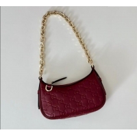 Trendy Design Gucci GG Leather Emblem mini shoulder bag 847091 Ancora Red 2025