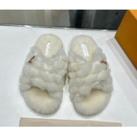 Good Looking Louis Vuitton LV Bliss Comfort Shearling Flat Slides Sandal White 1ACTEA 0829111