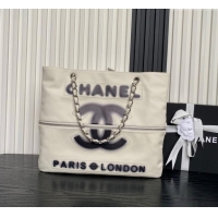 Famous Brand Chanel Printed Leather Vintage Airport Shopping Bag A9901 White/Black 2025