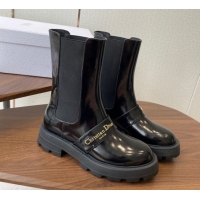 Luxurious Dior D-Que...