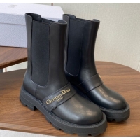 Elegant Dior D-Quest...